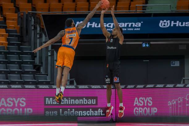 为球队在世 为球队在世